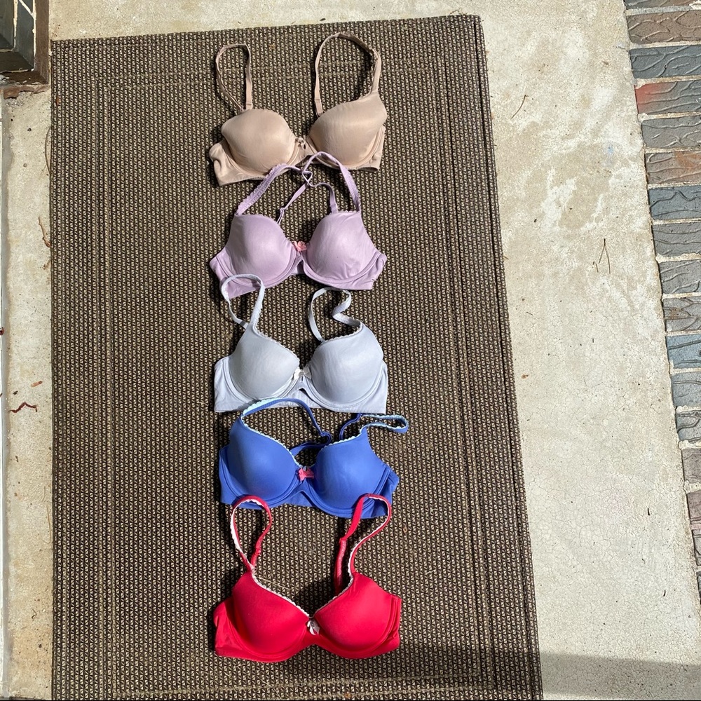 LOT of 5 Victoria’s Secret bras size 32C